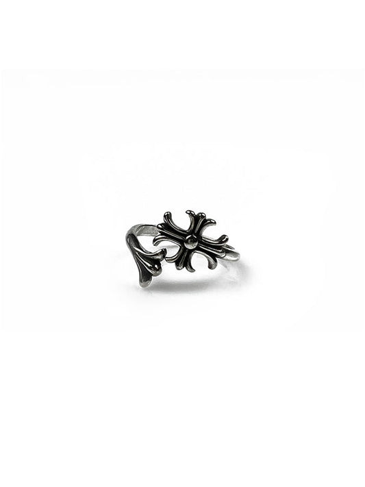 Cross Twisted Ring