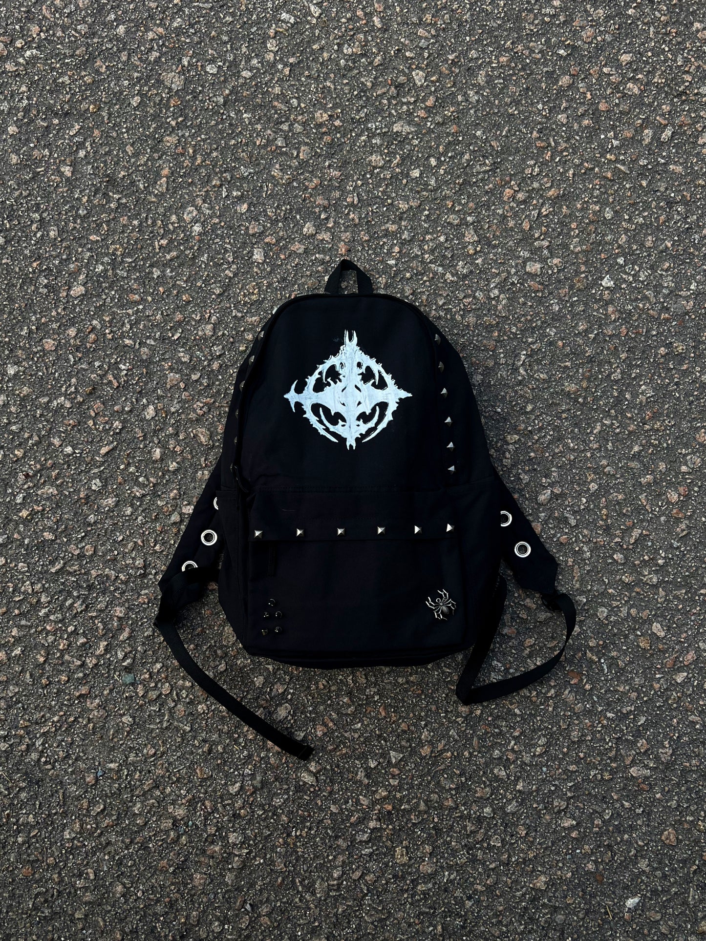 Rivet Pint Backpack