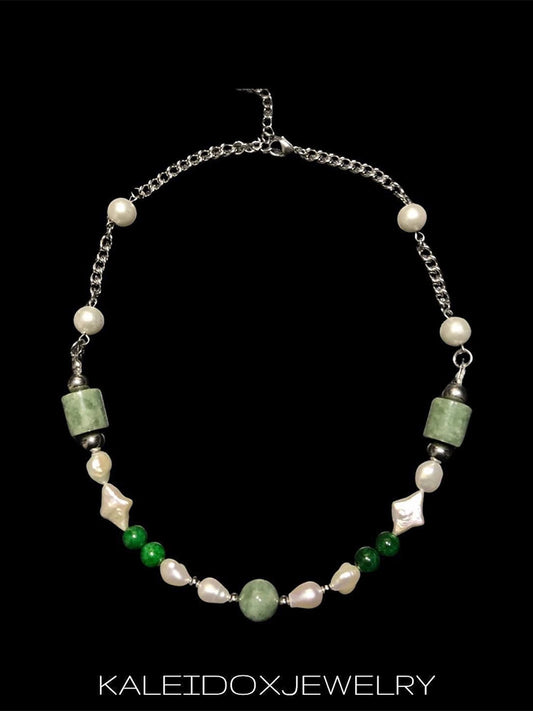 Large jade and pearl necklace