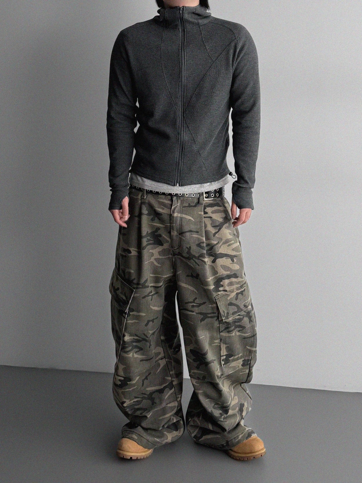 Slim waffle stitch hood zip-up