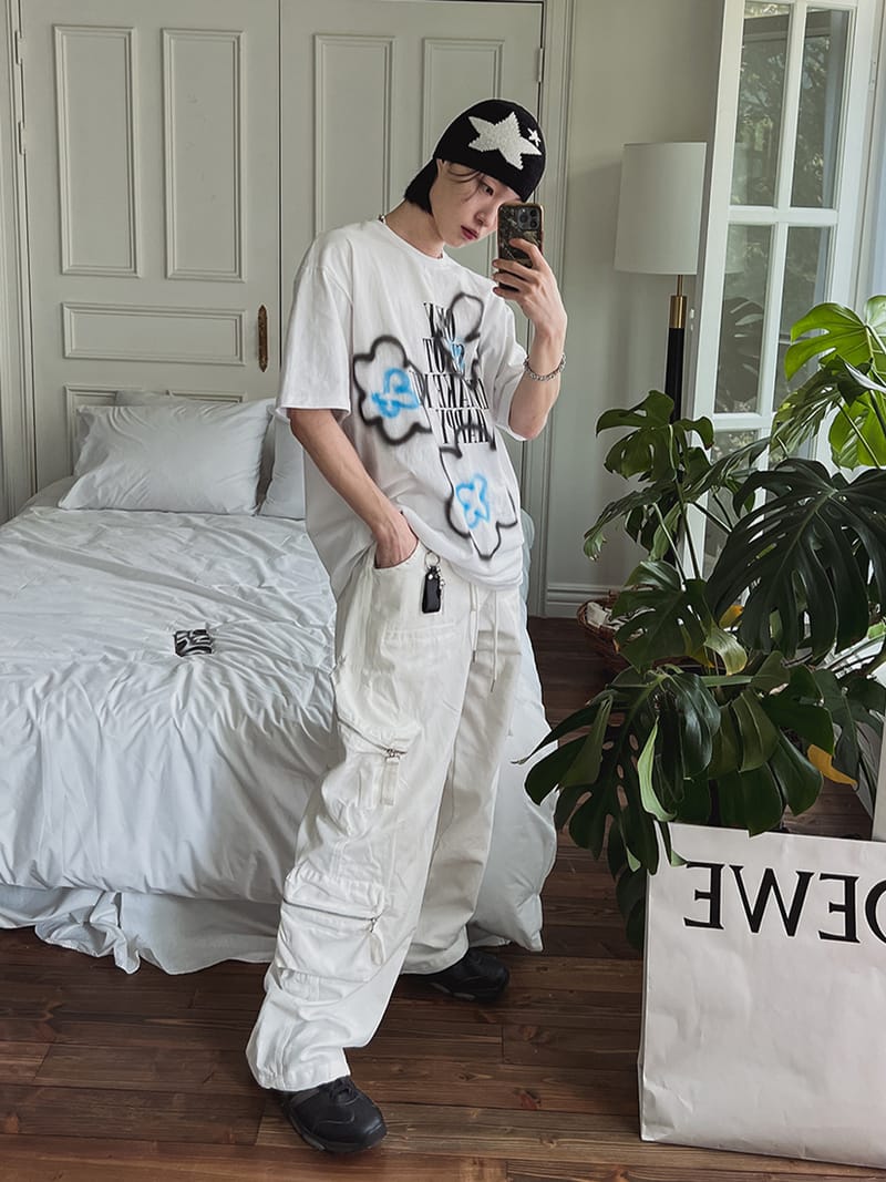 Wide Pocket Cargo Pants