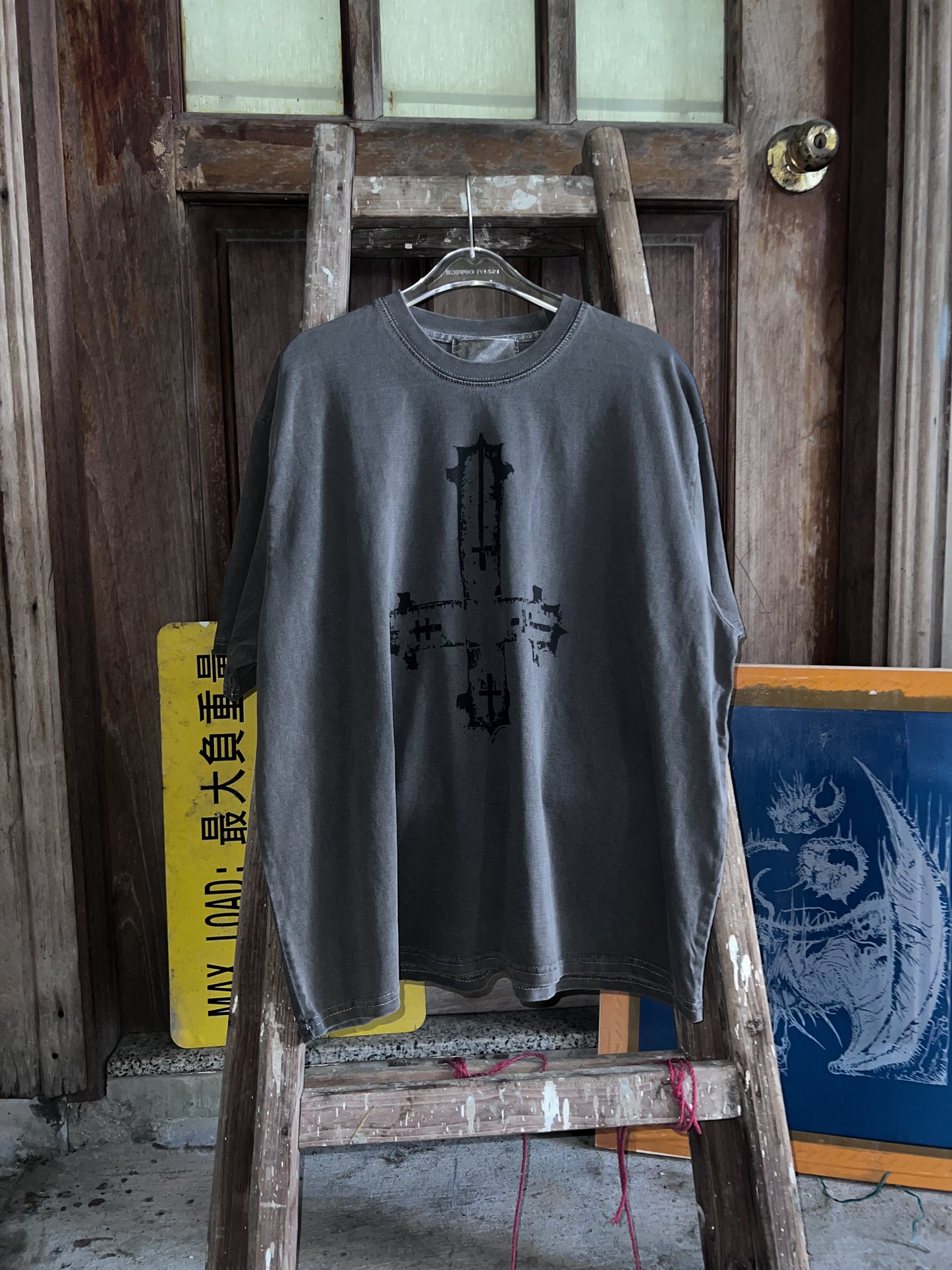 Vintage Cross Print Tee