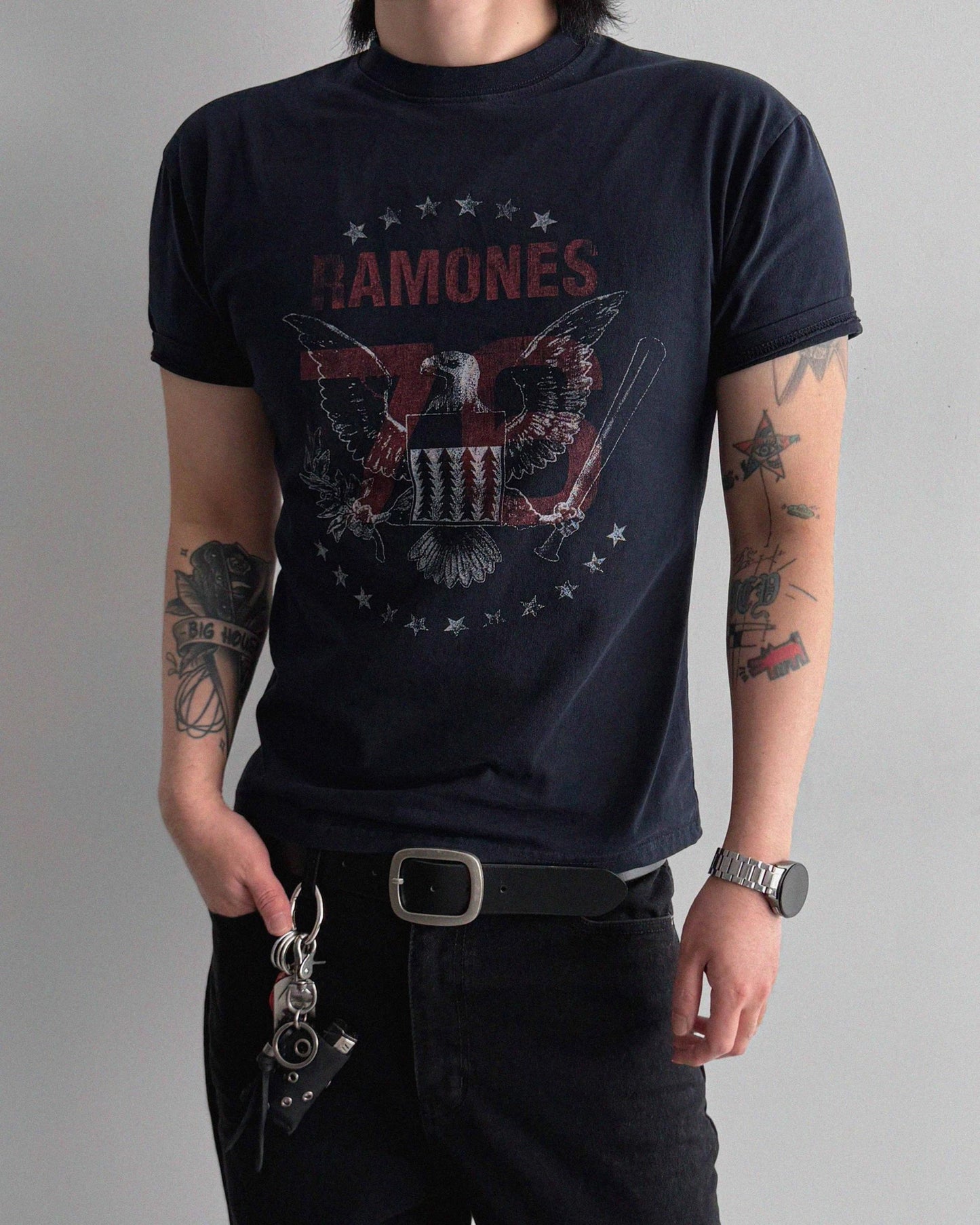Ramones pigment muscle half t-shirt