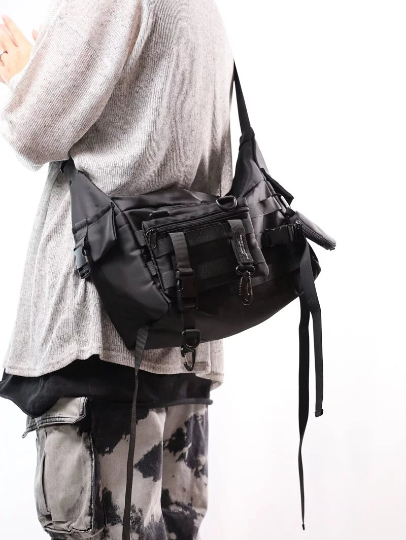 Mall utility crossbody bag