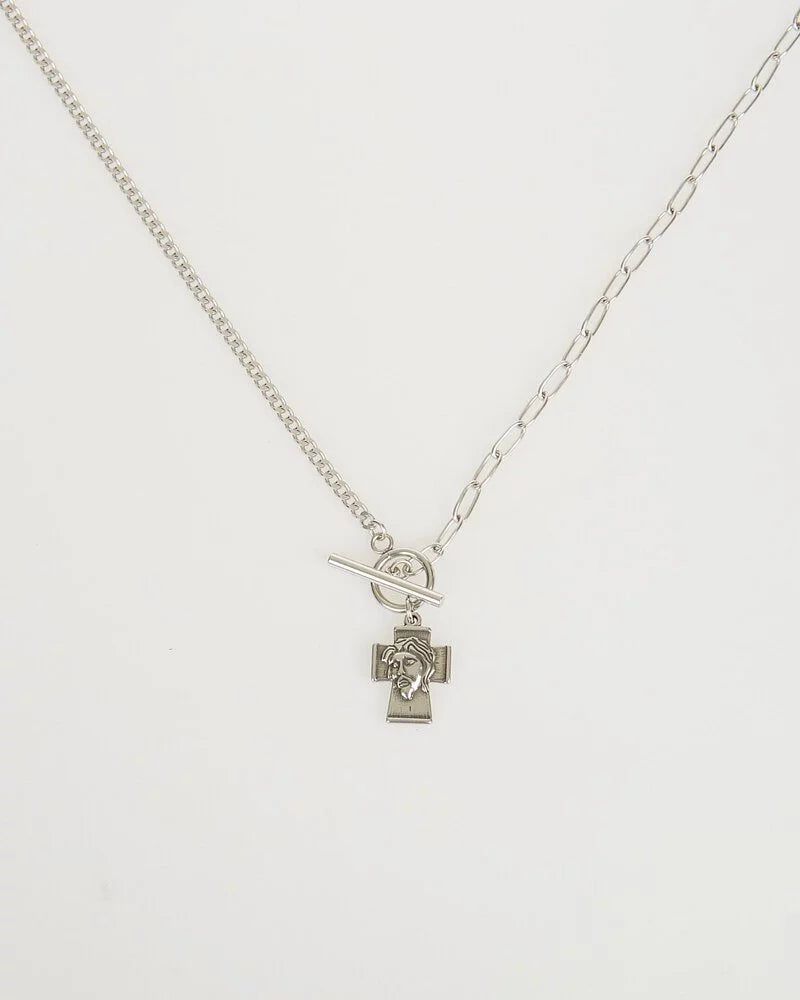 CROSS-IN FACE NECKLACE 