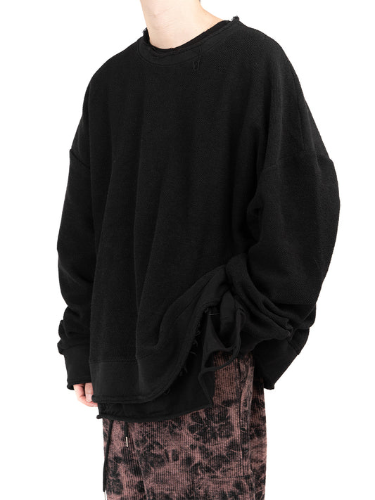 Raw edge line over sweat shirt 