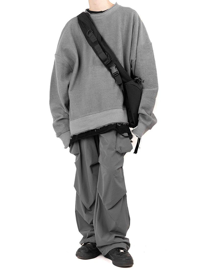 Raw edge line over sweat shirt 